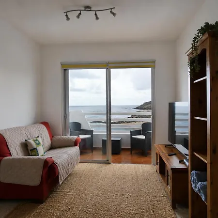 View The Ocean דירה